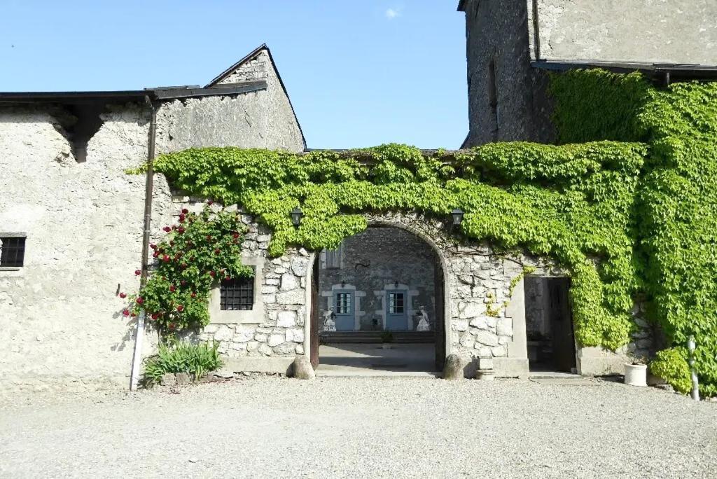 Chateau De La Rive - Suite Prestige - Chambre 2 Personnes Cruet Exterior foto
