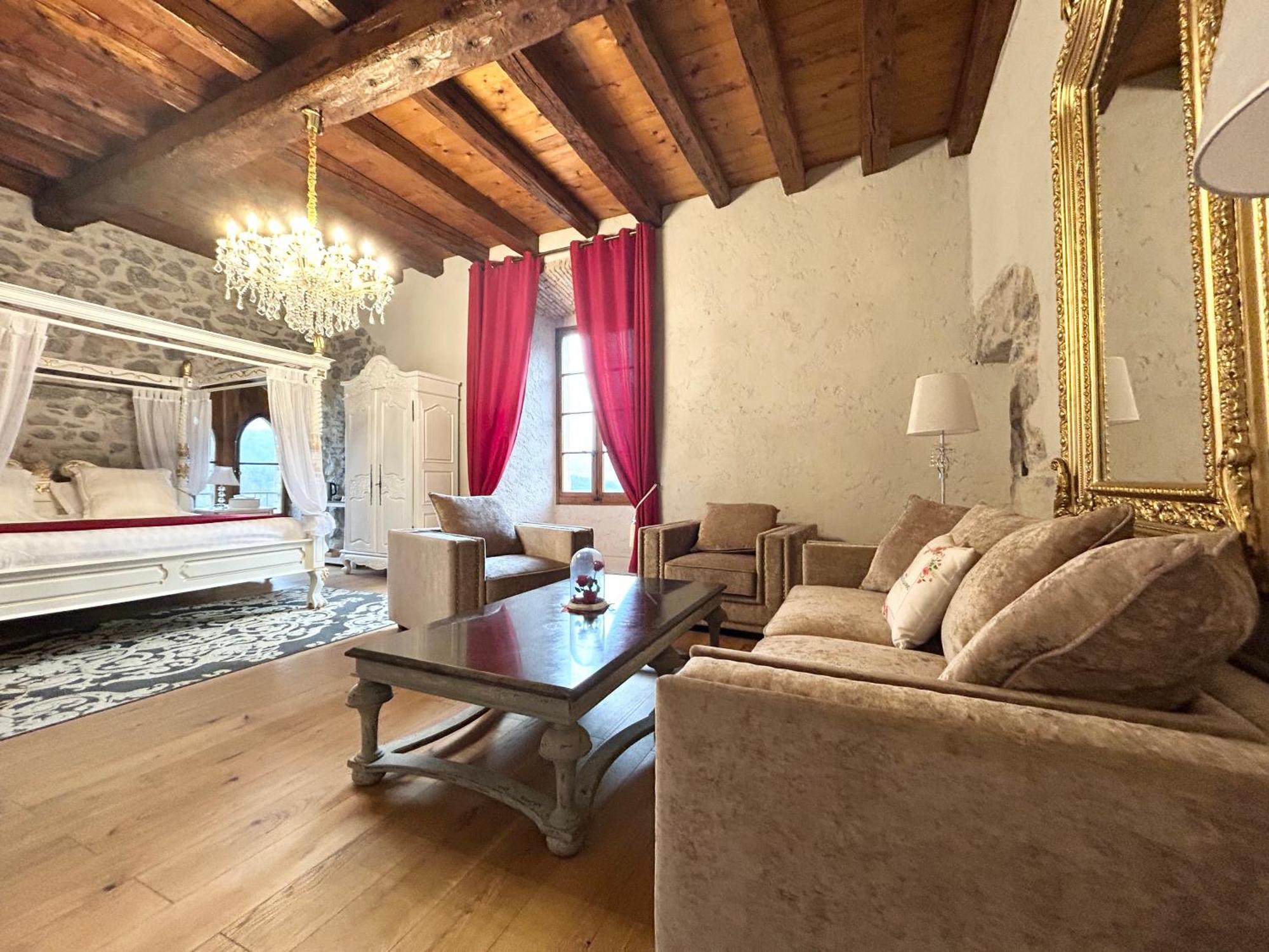 Chateau De La Rive - Suite Prestige - Chambre 2 Personnes Cruet Exterior foto