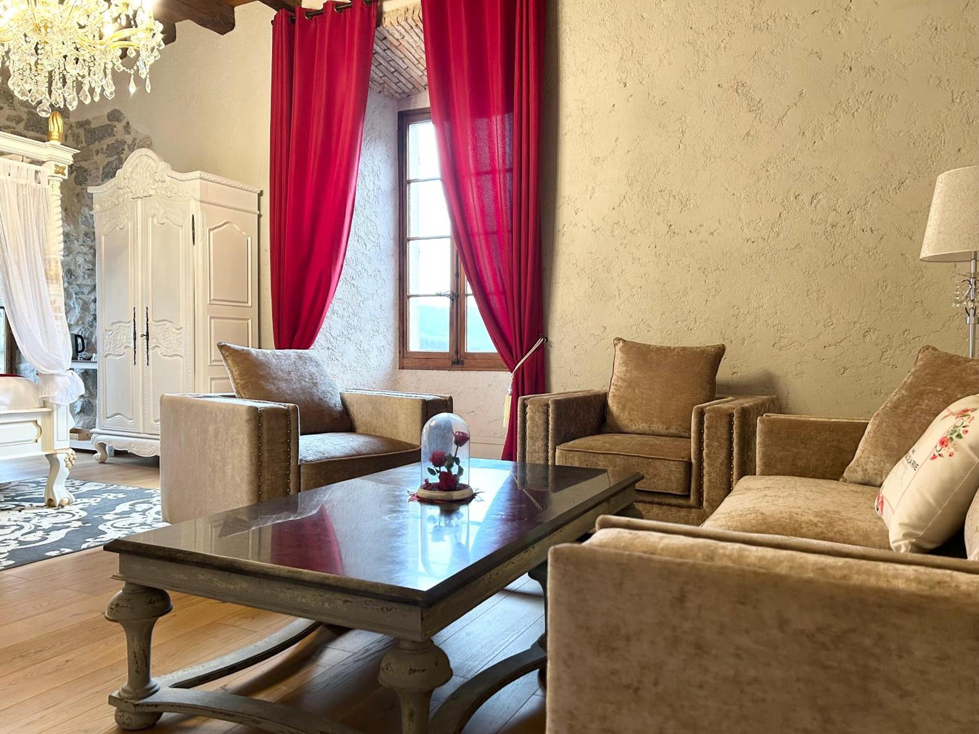 Chateau De La Rive - Suite Prestige - Chambre 2 Personnes Cruet Exterior foto